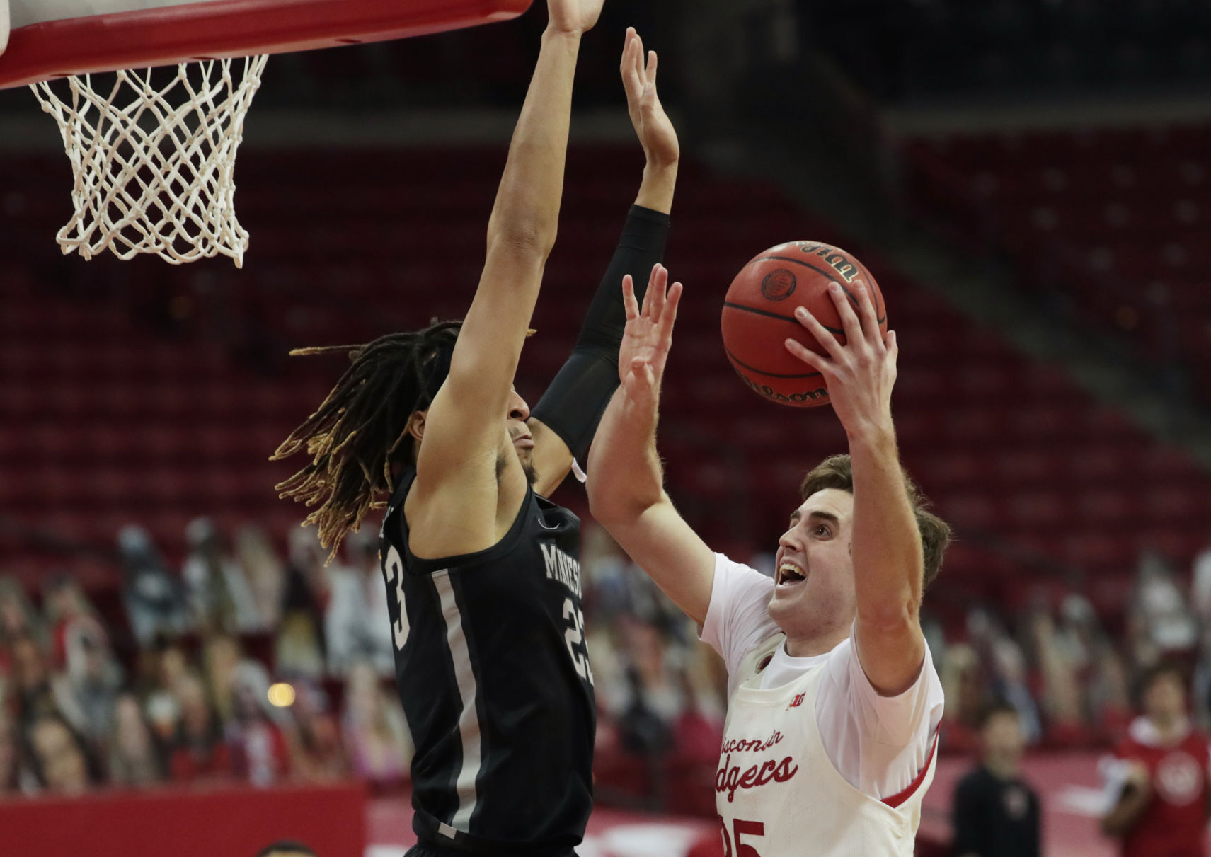 UW 71, Minnesota 59